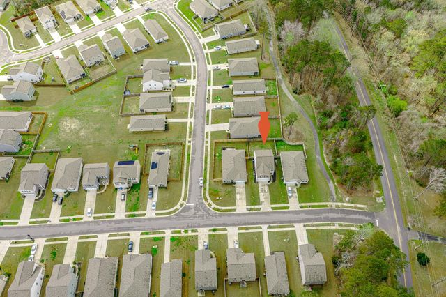 104 Cloverleaf Street, Summerville, SC 29483