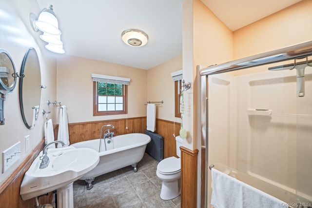 75 Champlin Avenue, Bellport, NY 11713