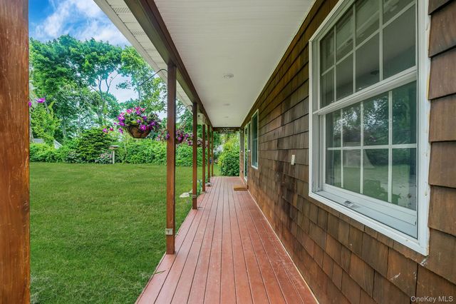75 Champlin Avenue, Bellport, NY 11713