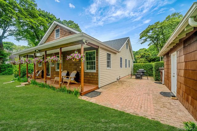 75 Champlin Avenue, Bellport, NY 11713