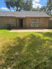 4702 Ridgeton Drive, Houston, TX 77053