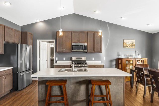 4500 MORELAND ROAD, Plover, WI 54467