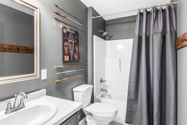 4500 MORELAND ROAD, Plover, WI 54467