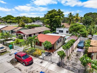 2151 NW 42nd Street, Miami, FL 33142