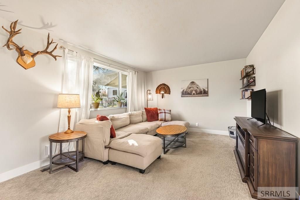 Image 11 of property listing at 605 Melrose Drive, Idaho Falls, ID 83401