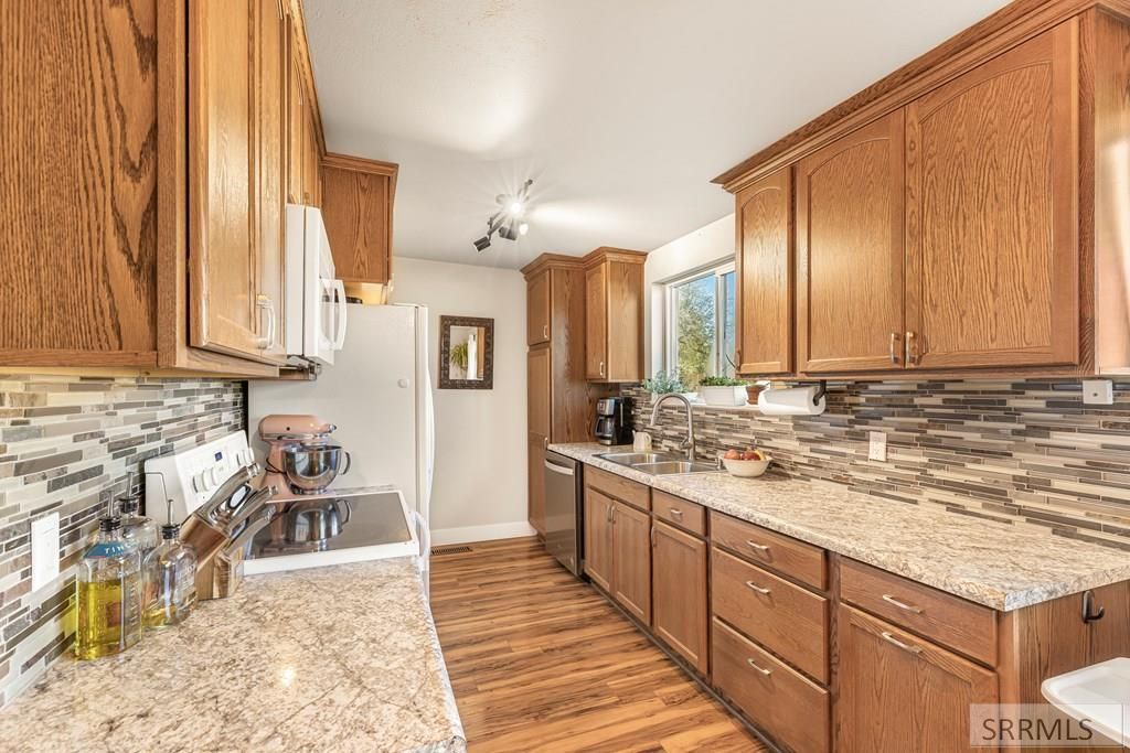 Image 16 of property listing at 605 Melrose Drive, Idaho Falls, ID 83401