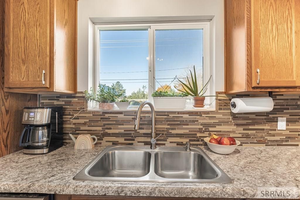 Image 19 of property listing at 605 Melrose Drive, Idaho Falls, ID 83401