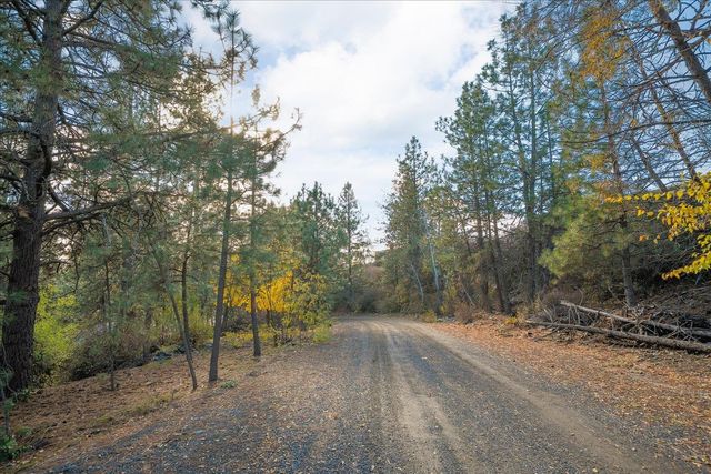 3780 W ROSAMOND Ave, Spokane, WA 99224