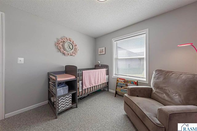 549 Marie Lane, North Mankato, MN 56003