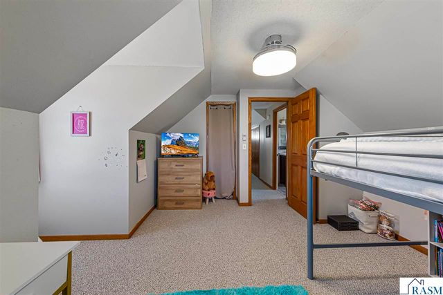 549 Marie Lane, North Mankato, MN 56003