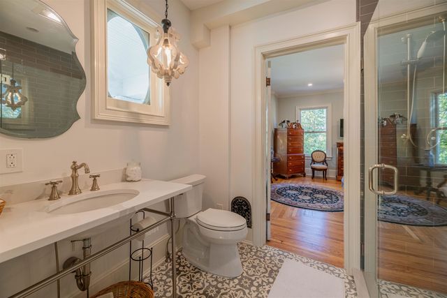 144 Taconic Avenue, Manchester, VT 05254