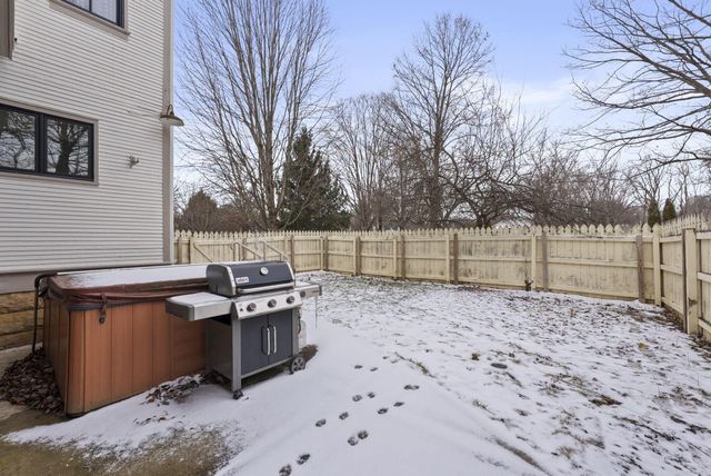 759 Lincoln Avenue, Lancaster, OH 43130