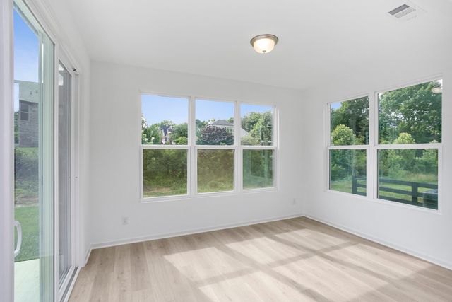 606 Maple Brook Lane, Mount Juliet, TN 37122