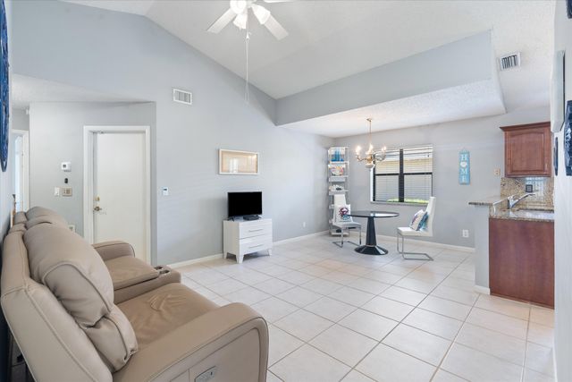 4781 Brighton Lakes Boulevard, Boynton Beach, FL 33436