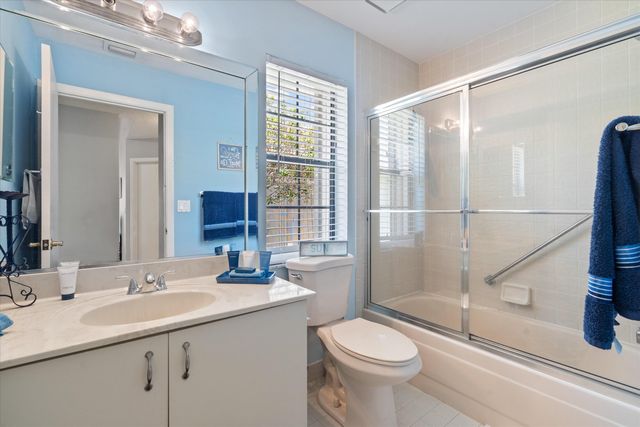 4781 Brighton Lakes Boulevard, Boynton Beach, FL 33436