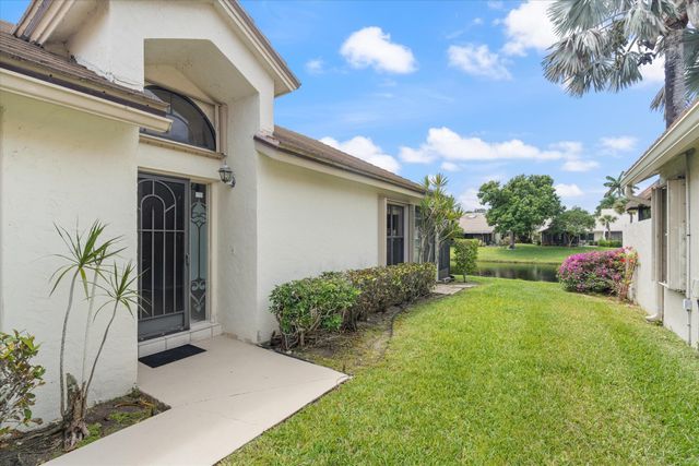 4781 Brighton Lakes Boulevard, Boynton Beach, FL 33436