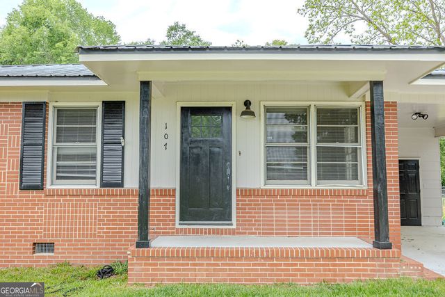 107 Lassiter Drive, Dublin, GA 31021