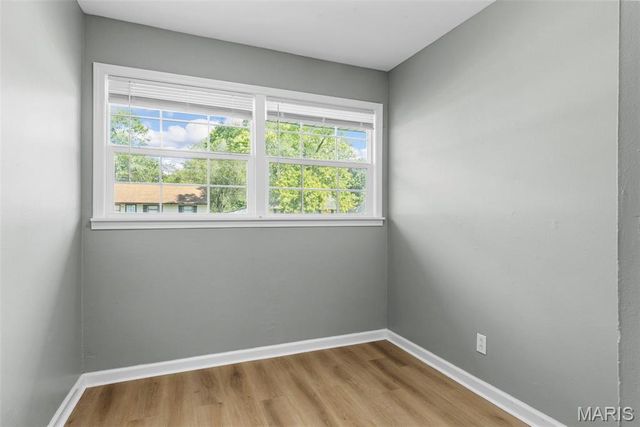 416 Midlothian Road, St Louis, MO 63137