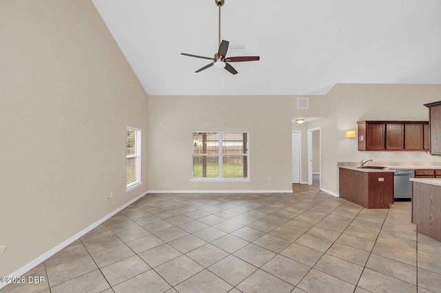 1422 Saffron Trail, Deland, FL 32724