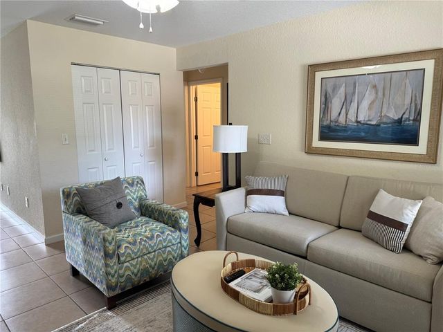 5730 NE 33RD STREET, Silver Springs, FL 34488