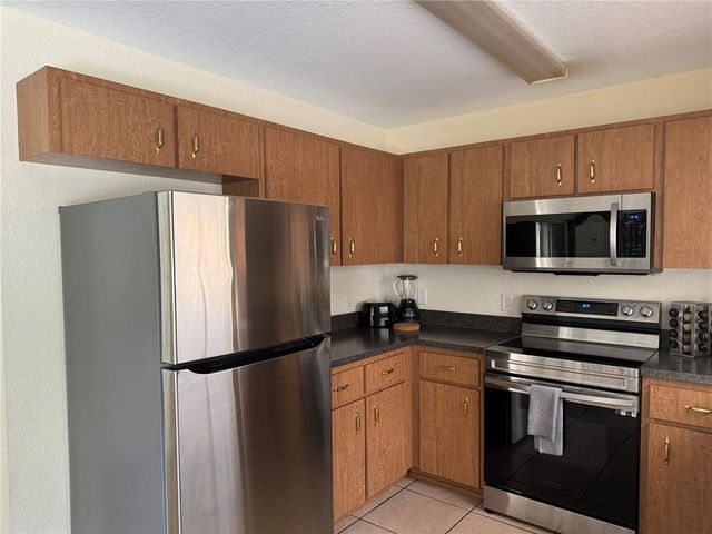 5730 NE 33RD STREET, Silver Springs, FL 34488