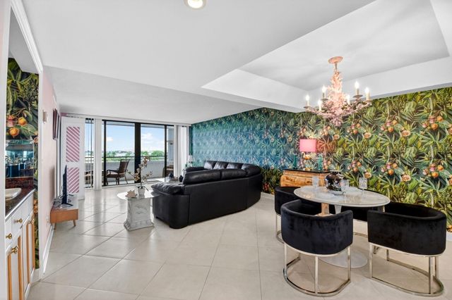 3589 S Ocean Boulevard 609, South Palm Beach, FL 33480