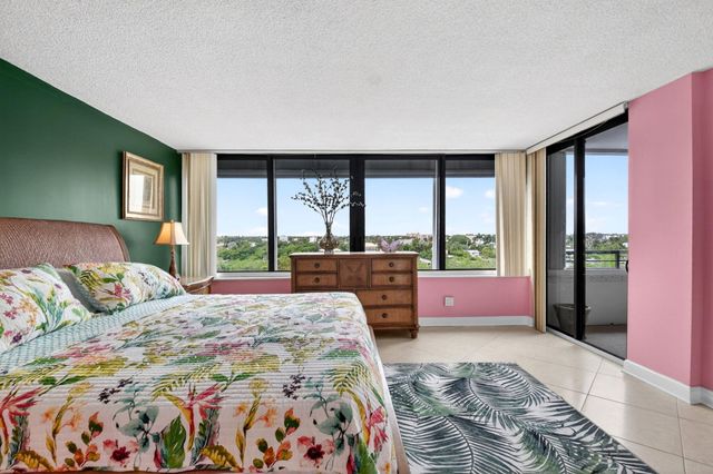 3589 S Ocean Boulevard 609, South Palm Beach, FL 33480