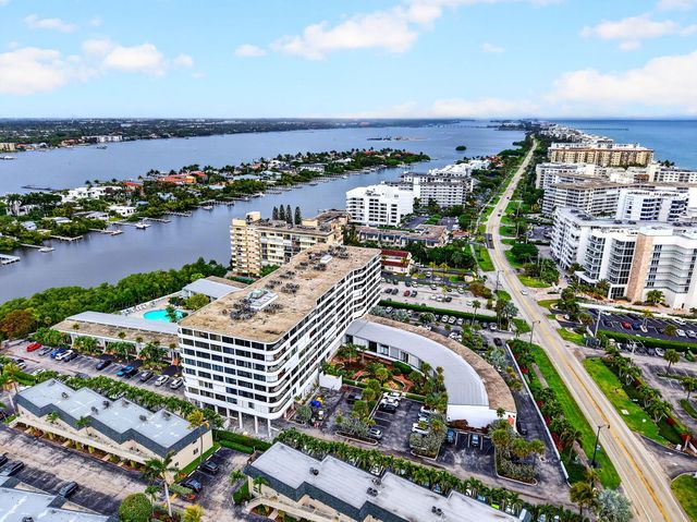 3589 S Ocean Boulevard 609, South Palm Beach, FL 33480