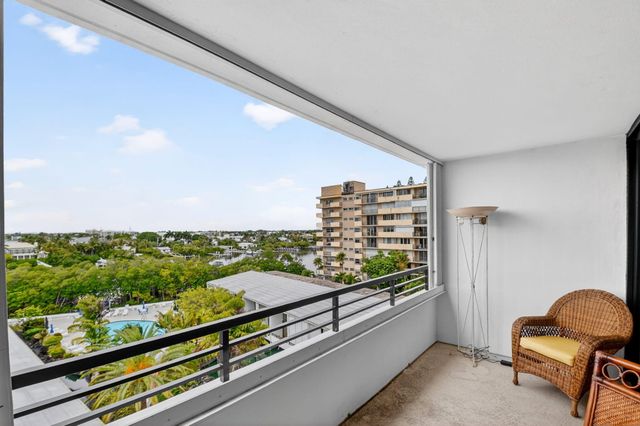 3589 S Ocean Boulevard 609, South Palm Beach, FL 33480