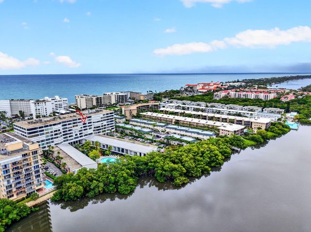 3589 S Ocean Boulevard 609, South Palm Beach, FL 33480