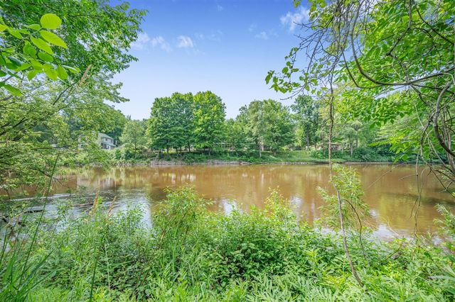 8558 Monterey Dr, Evart, MI 49631