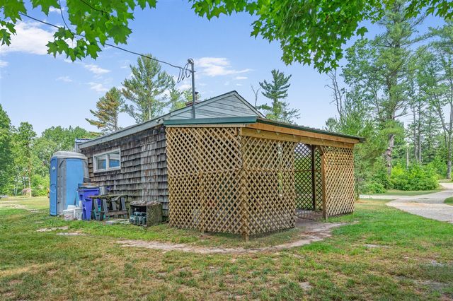 8558 Monterey Dr, Evart, MI 49631