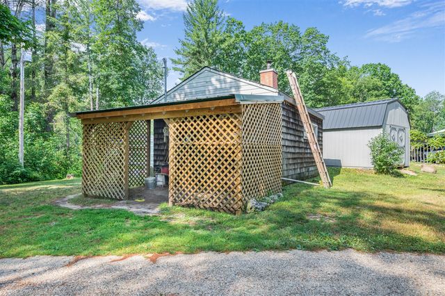 8558 Monterey Dr, Evart, MI 49631