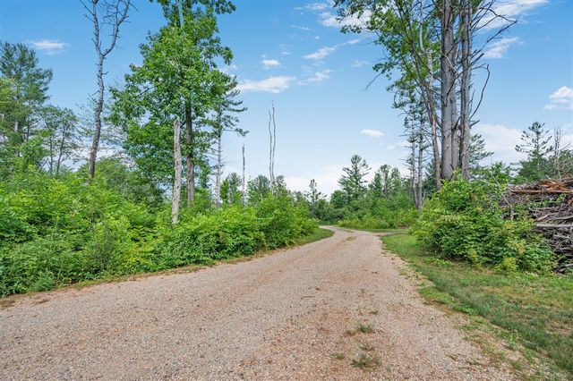 8558 Monterey Dr, Evart, MI 49631