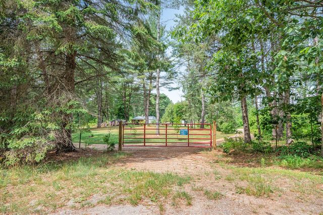 8558 Monterey Dr, Evart, MI 49631