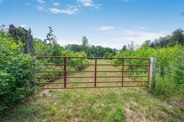 8558 Monterey Dr, Evart, MI 49631