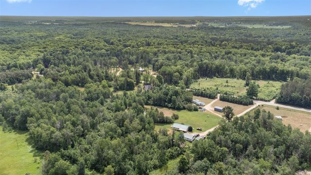 8558 Monterey Dr, Evart, MI 49631