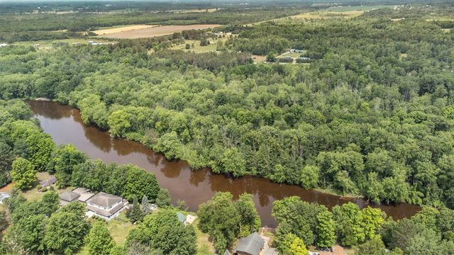 8558 Monterey Dr, Evart, MI 49631