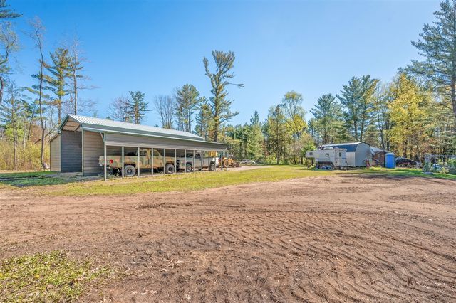8558 Monterey Dr, Evart, MI 49631