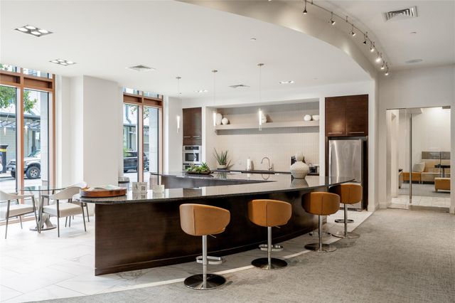 101 Colorado ST 2701, Austin, TX 78701