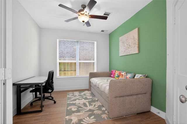 17722 Tree Of Heaven, Conroe, TX 77385