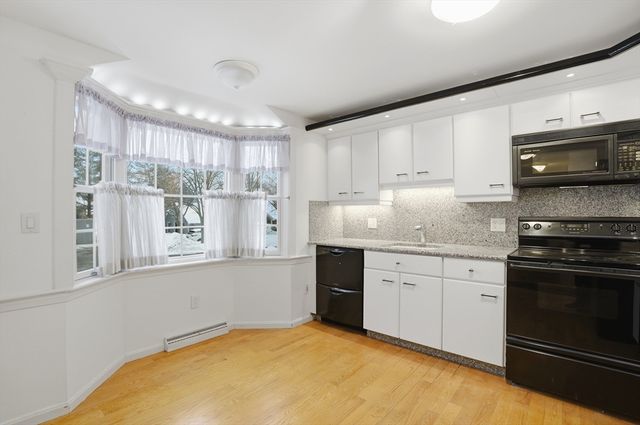 47 Collins St 50, Danvers, MA 01923