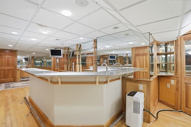 47 Collins St 50, Danvers, MA 01923