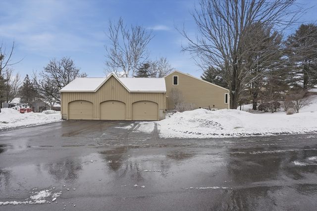 47 Collins St 50, Danvers, MA 01923