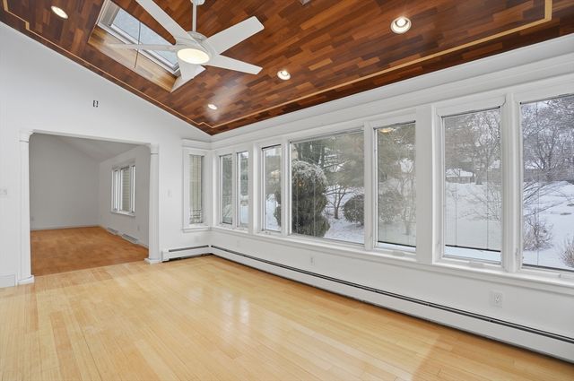 47 Collins St 50, Danvers, MA 01923