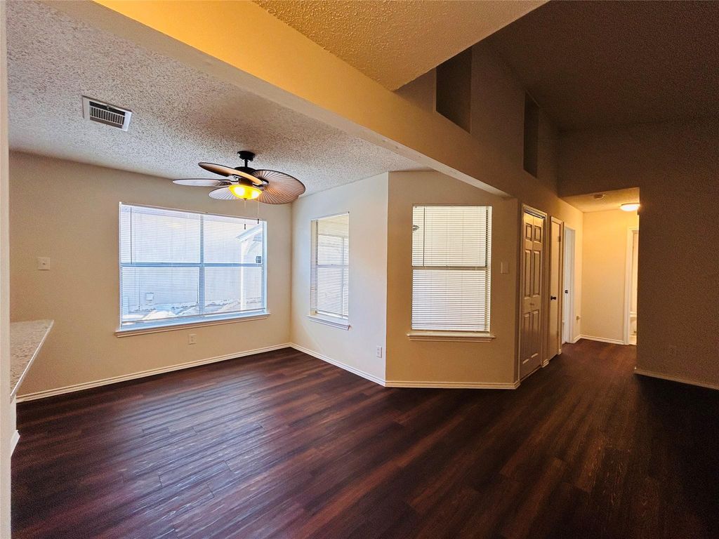 5940 KEVIN KELLY PL, Austin, TX 78727