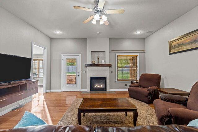 717 North Milton Drive, Nixa, MO 65714