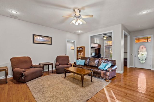 717 North Milton Drive, Nixa, MO 65714