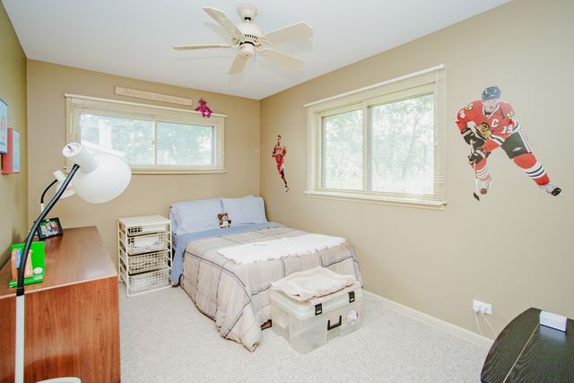 1133 KENTON Road, Deerfield, IL 60015
