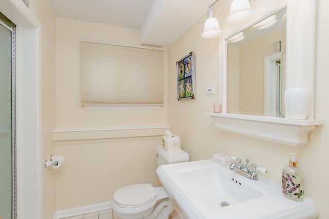 1133 KENTON Road, Deerfield, IL 60015